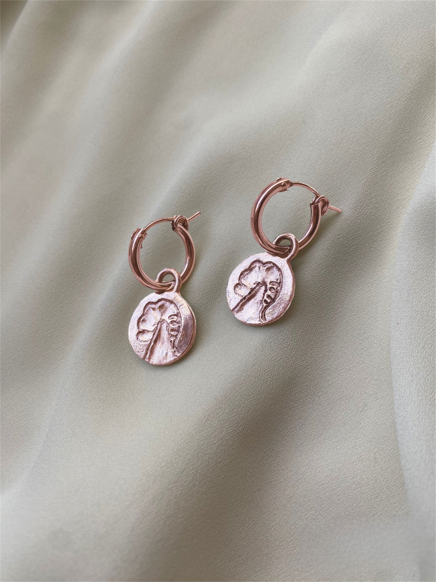 EMILY earrings 18k Yellow gold