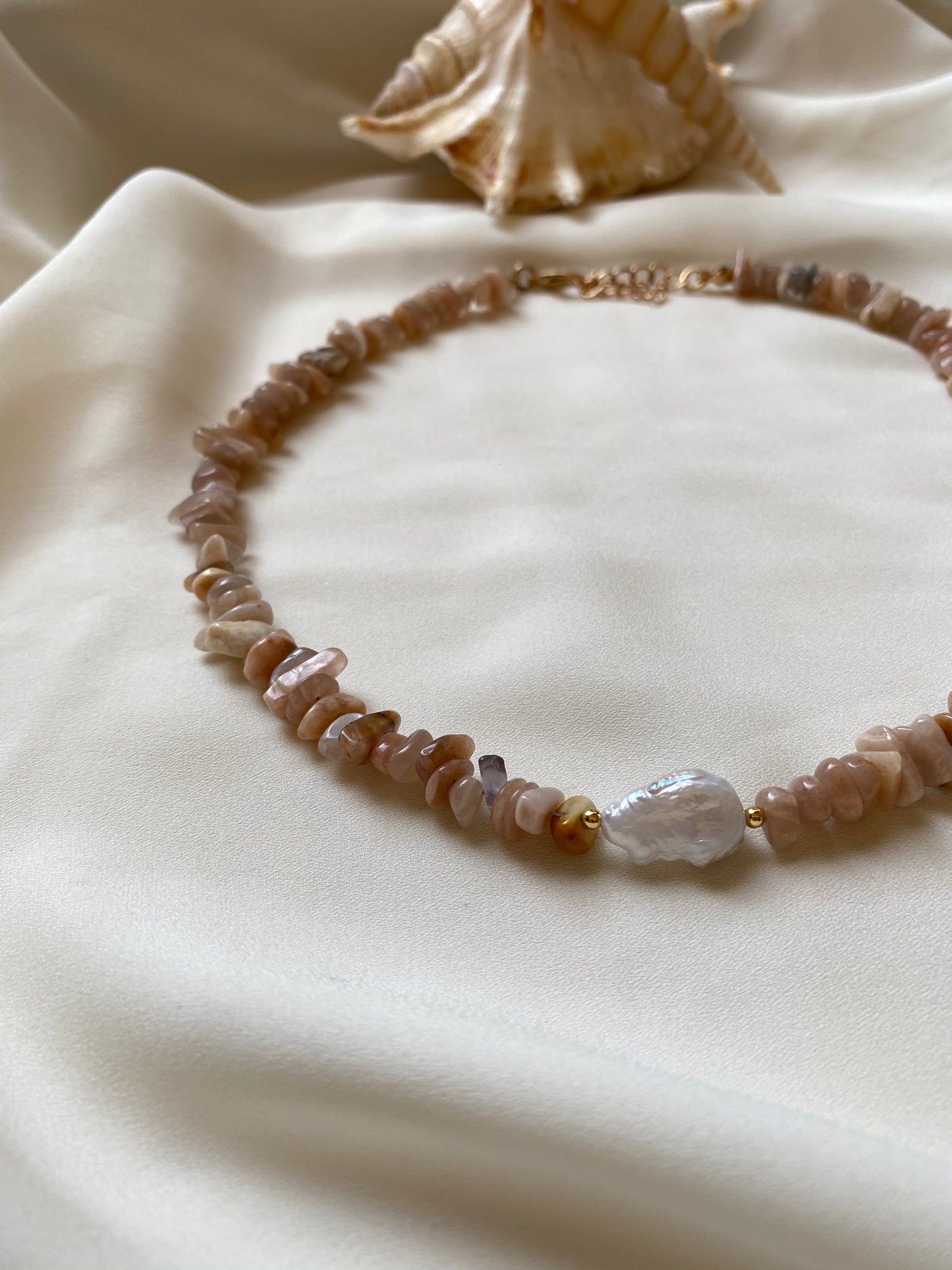 PINK MOONSTONE QUARTZ necklace