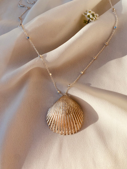 BIG SHELL necklace